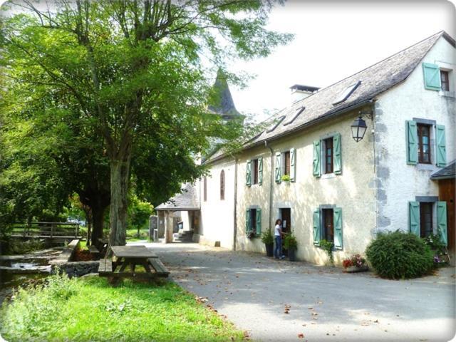 Gites Communaux A Lourdios Kültér fotó