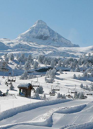 Gites Communaux A Lourdios Kültér fotó